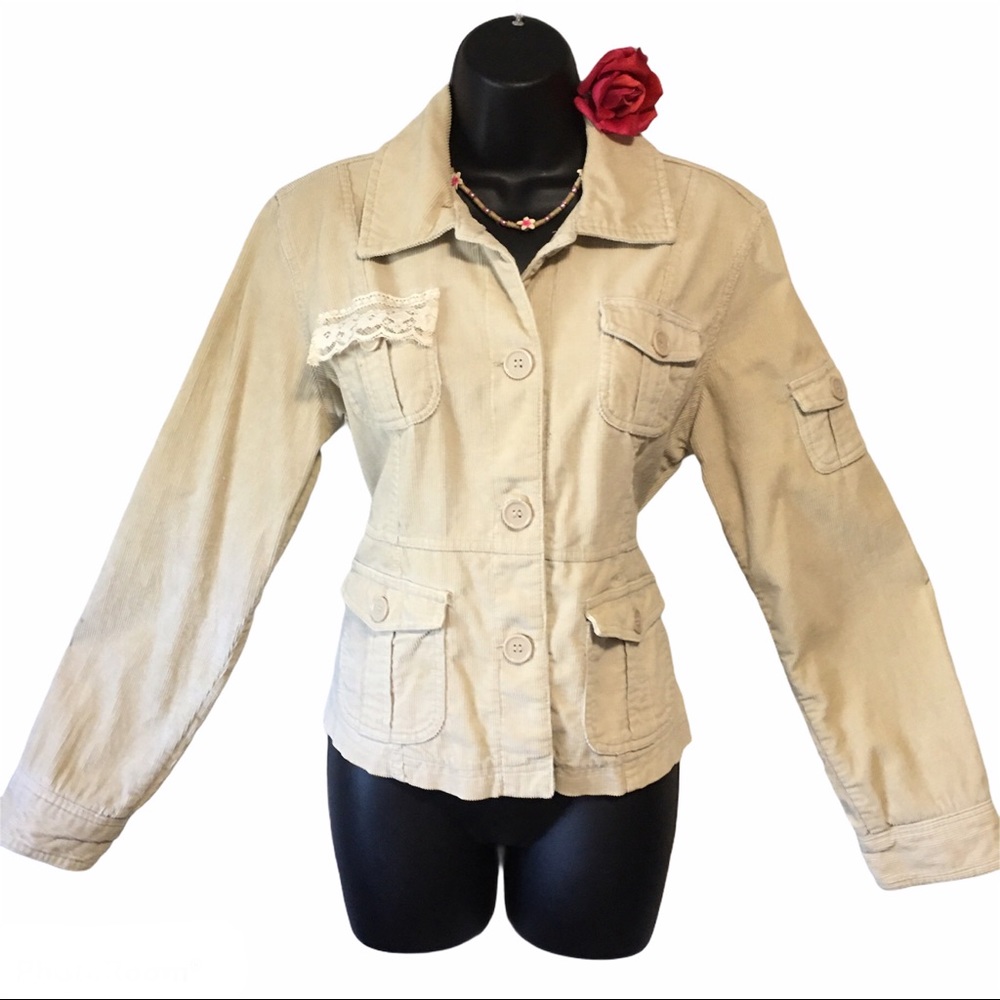 VTG Aeropostale Tan Khaki corduroy khaki cargo jacket Y2K 
LG. 100% COTTON